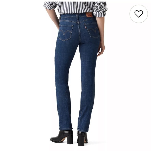 Levi's Pants - LEVI woman classic fit 5 pocket straight leg blue jeans